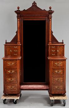 HALLMÖBEL, nyrenässans, 1800-talets andra hälft.