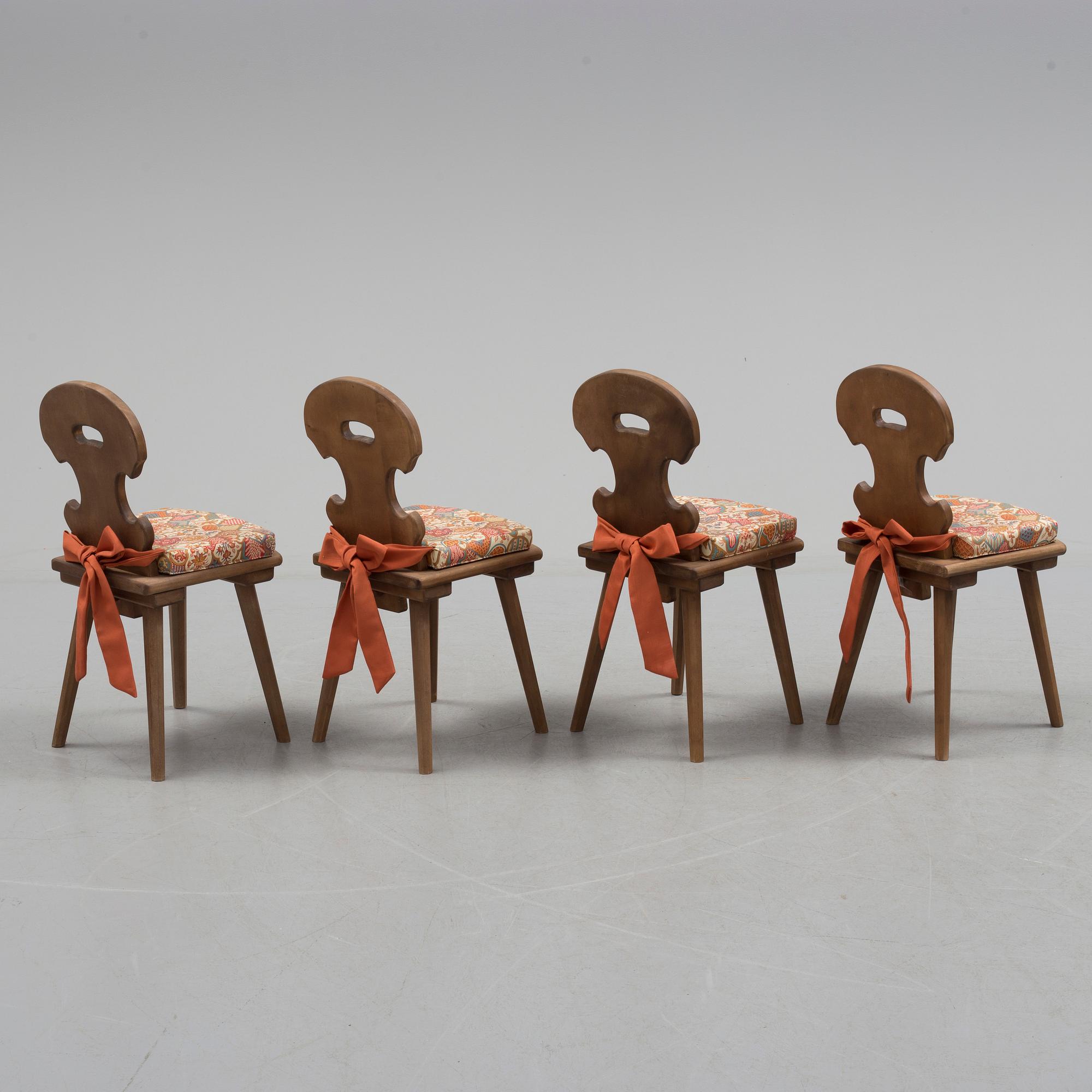 BARNSTOLAR, trä, 1970/80-talet.