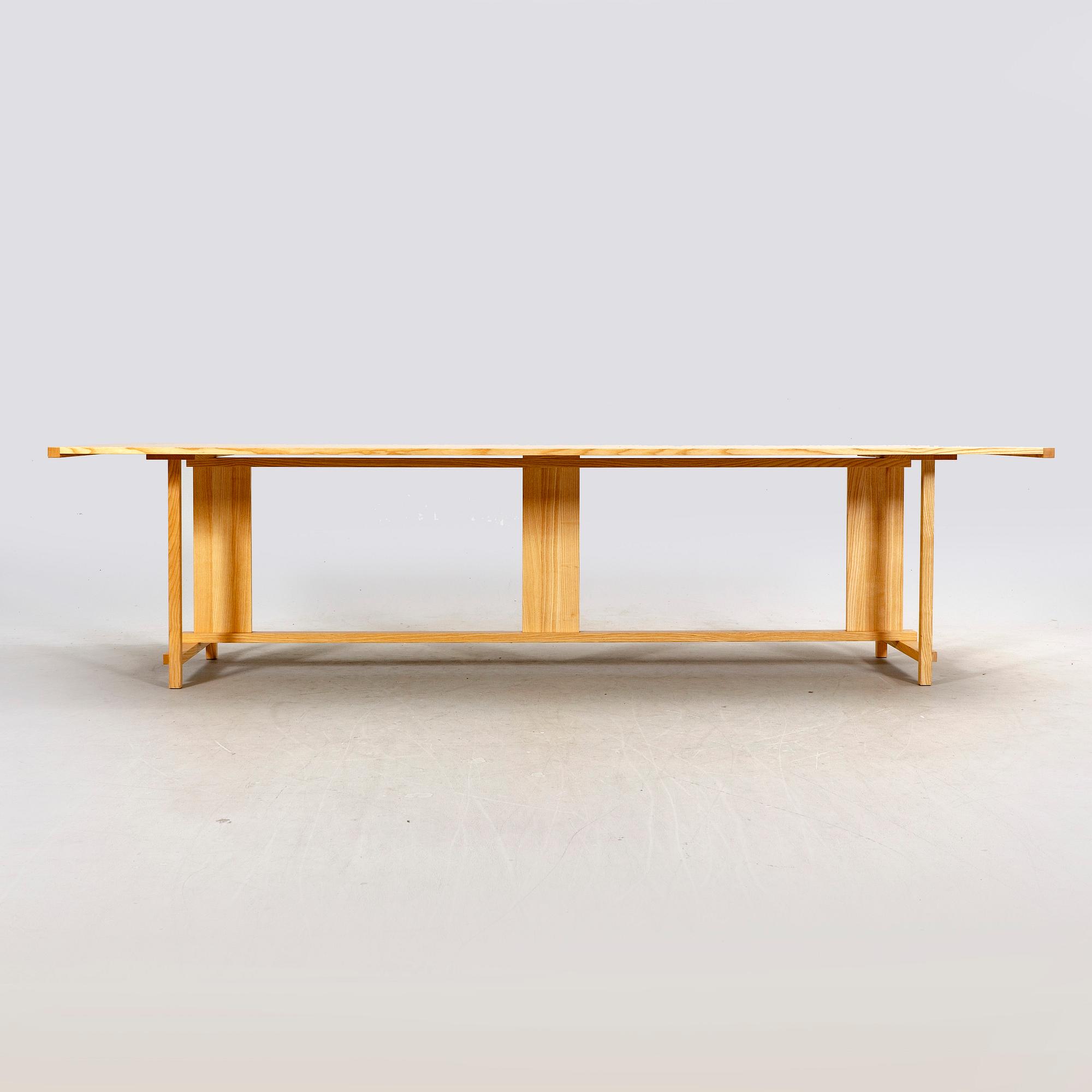 Konstantin Grcic, bord Clerici collection Italien 2000-tal.