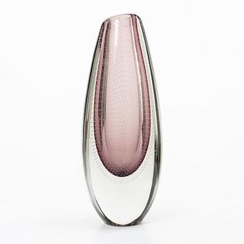 Gunnel Nyman, Vase, "GN 26", Nuutajärvi Notsjö, Finland.