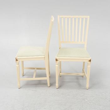 Matbord med fyra stolar, gustaviansk stil, 1900- talets andra hälft.