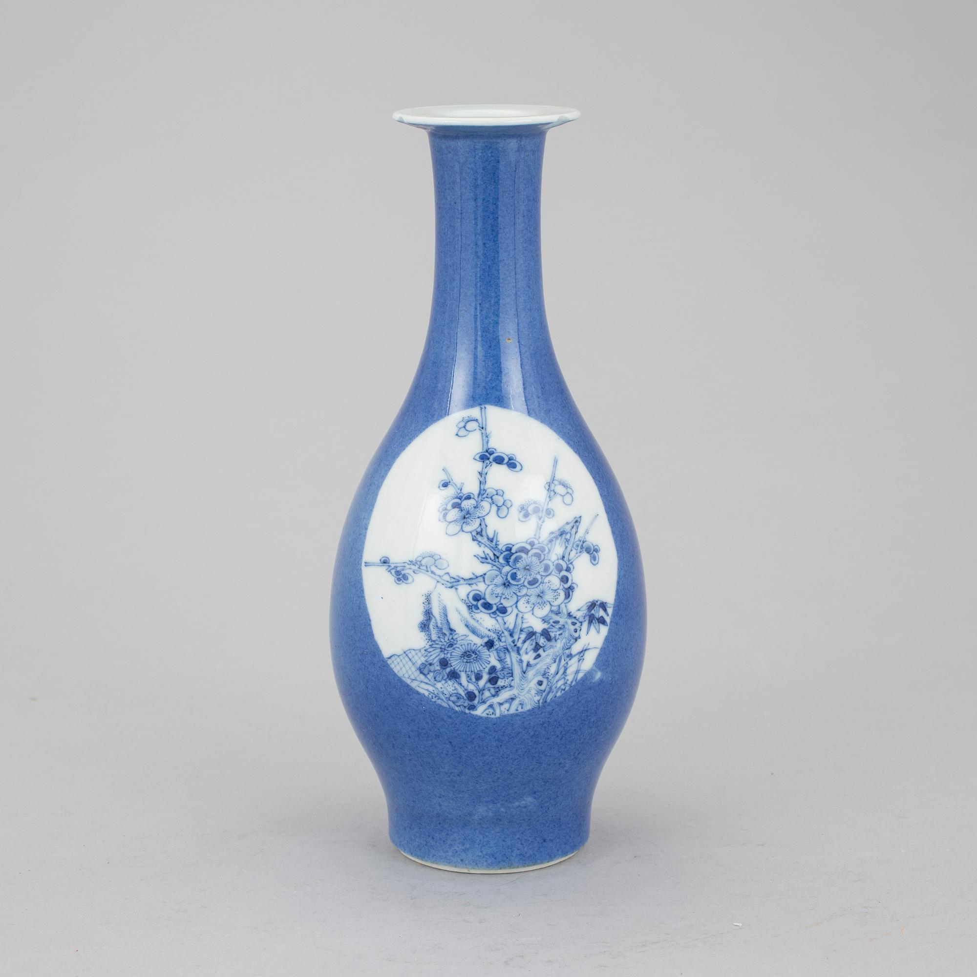 VAS, porslin, Kina, troligen 1800-tal.