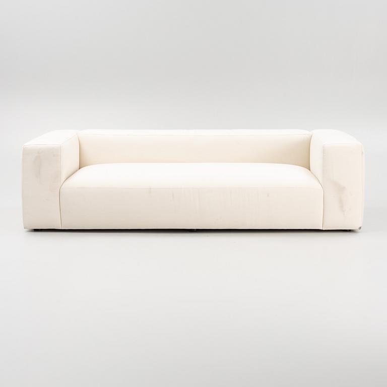 Soffa, "Bulky", Layered.