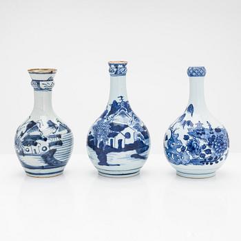 Three Qing Dynasty porcelain bottles, 18th and 19th century.