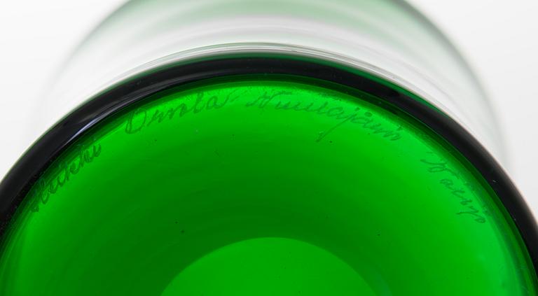 HEIKKI ORVOLA, MALJAKKOPARI, lasia, yksi signeerattu Heikki Orvola Nuutajärvi Notsjö, 1970-luvun alkupuoli.