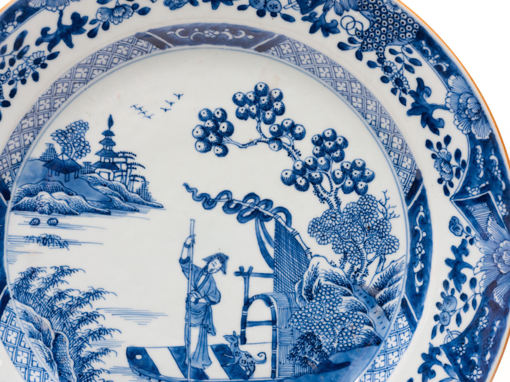 A pair of blue and white Chinese Export dishes, Qing dynasty, Qianlong (1736-95).