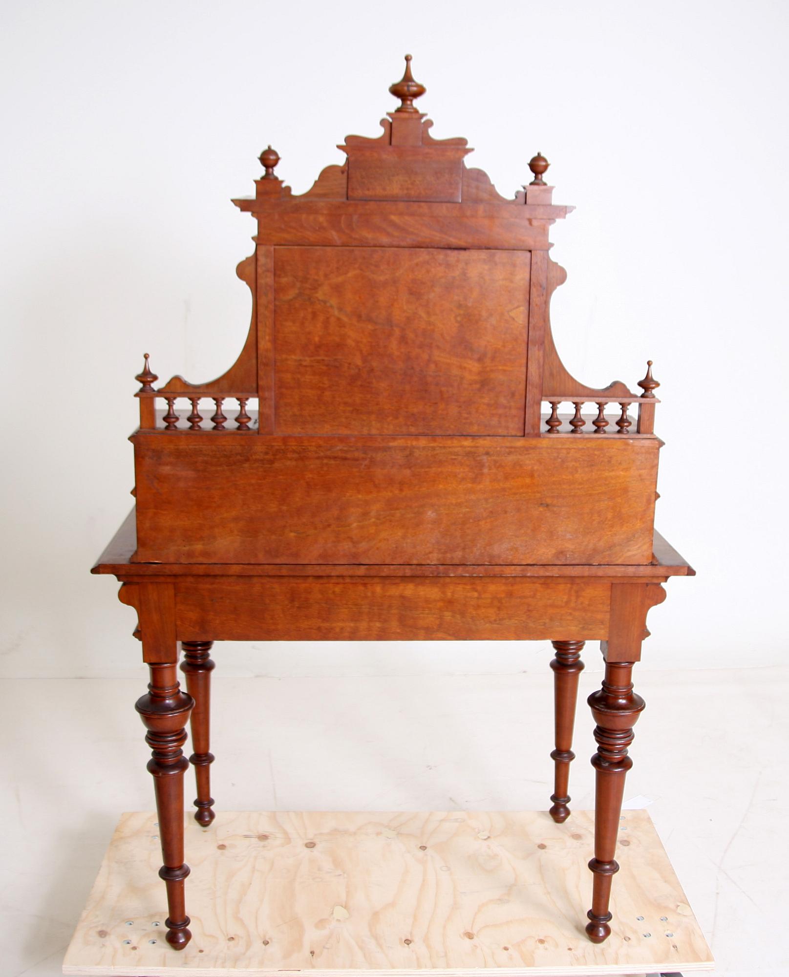 SKRIVBORD, nyrenässans, 1800-tal.