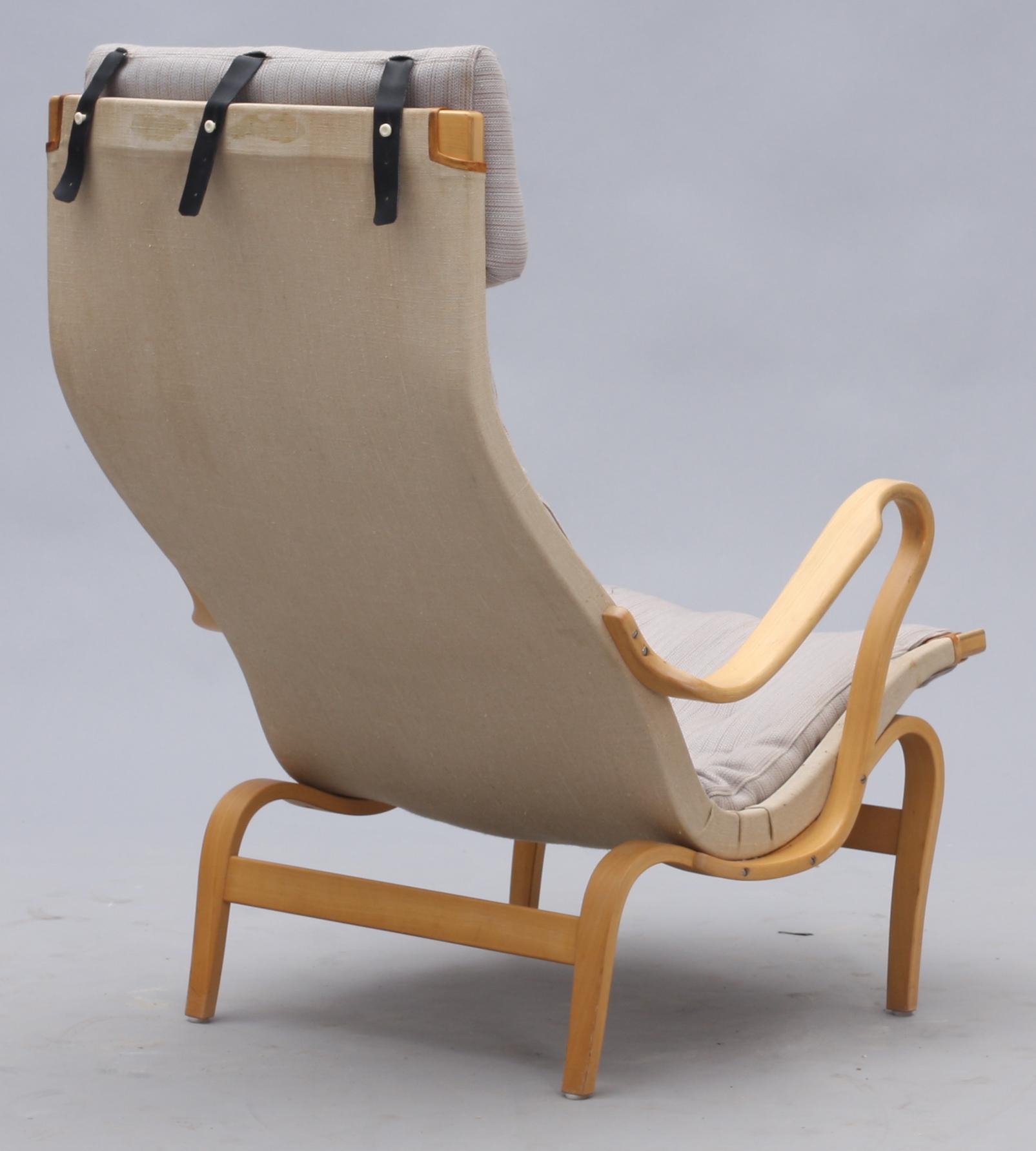 FÅTÖLJ, "Pernilla", design Bruno Mathsson.