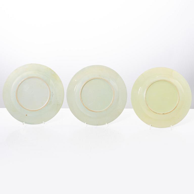 Tallrikar, sex stycken, porslin. Qingdynastin, 1700-tal.