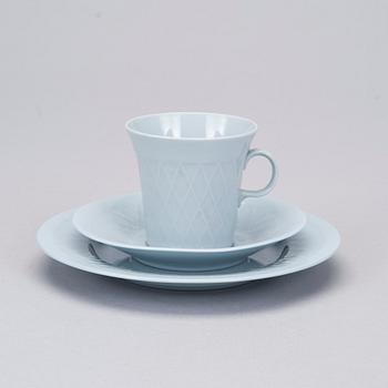 KAFFEKOPPAR, 10 st, och ASSIETTER, 2 st, Arabia 1960-tal.