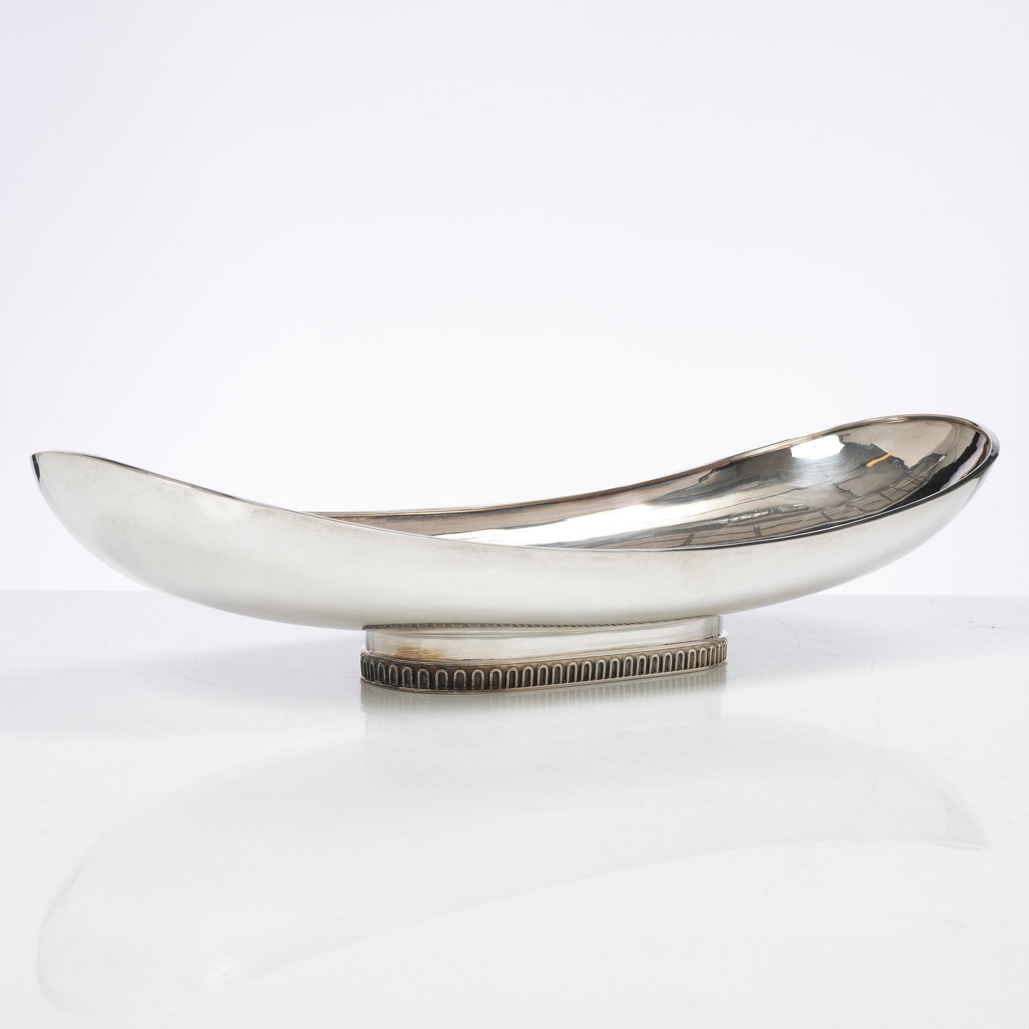 A sterling silver bowl, Swedish import mark, 20th century.