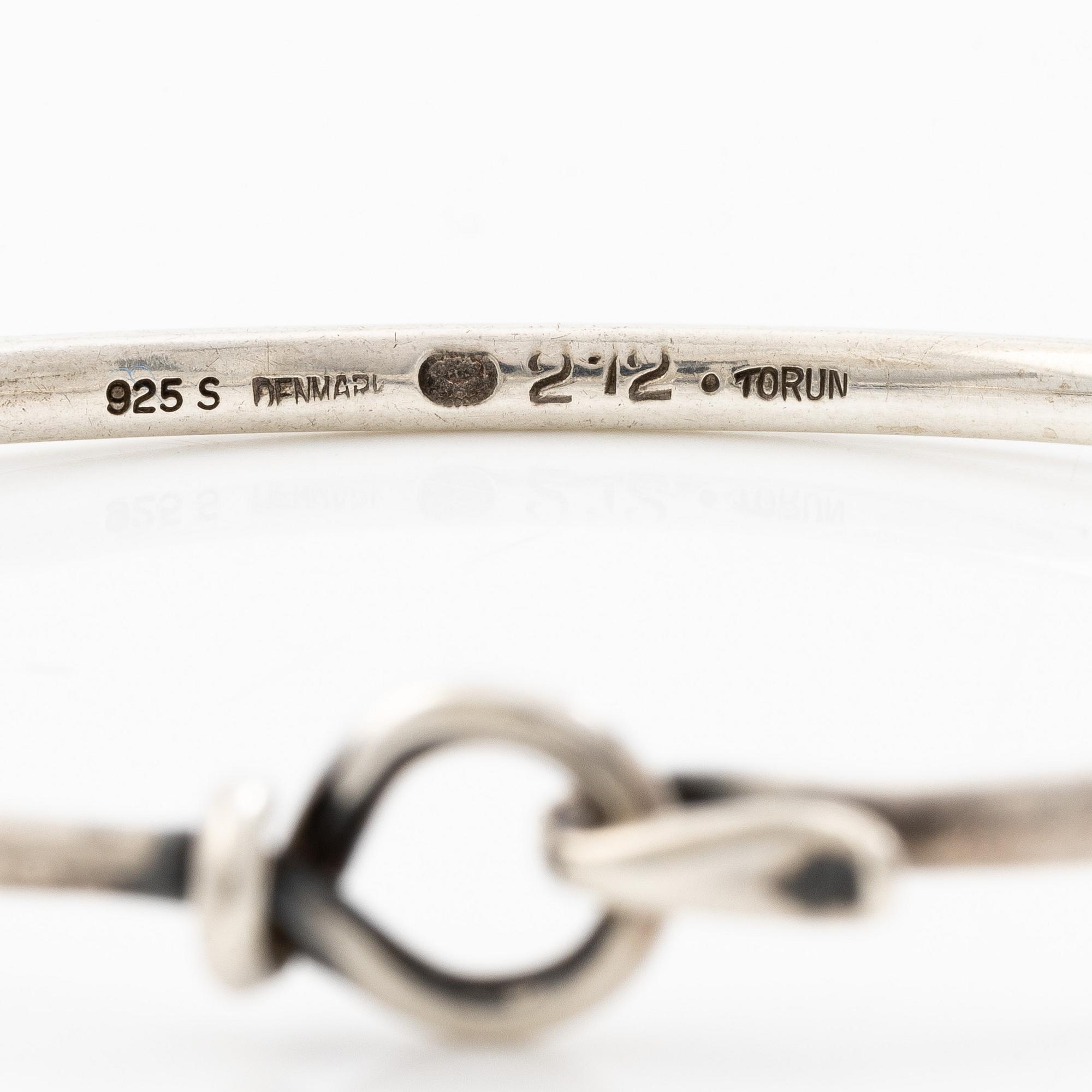 Vivianna Torun Bülow-Hübe, armring, sterlingsilver, Georg Jensen, Danmark.