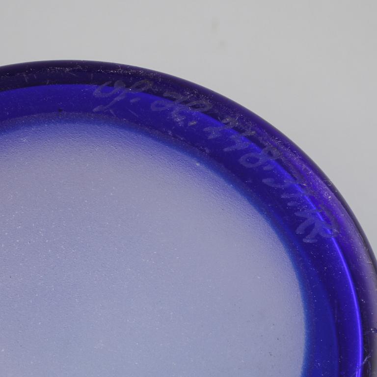 SKÅL, glas, "Fyrverkeriskålen", Edward Hald, Orrefors, 1931.