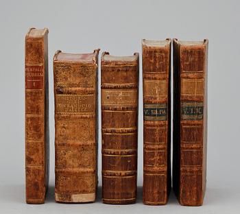 BOKPARTI, 5 st, bla "Djurkemien" del I, av J.J. Berzelius, Stockholm 1806.