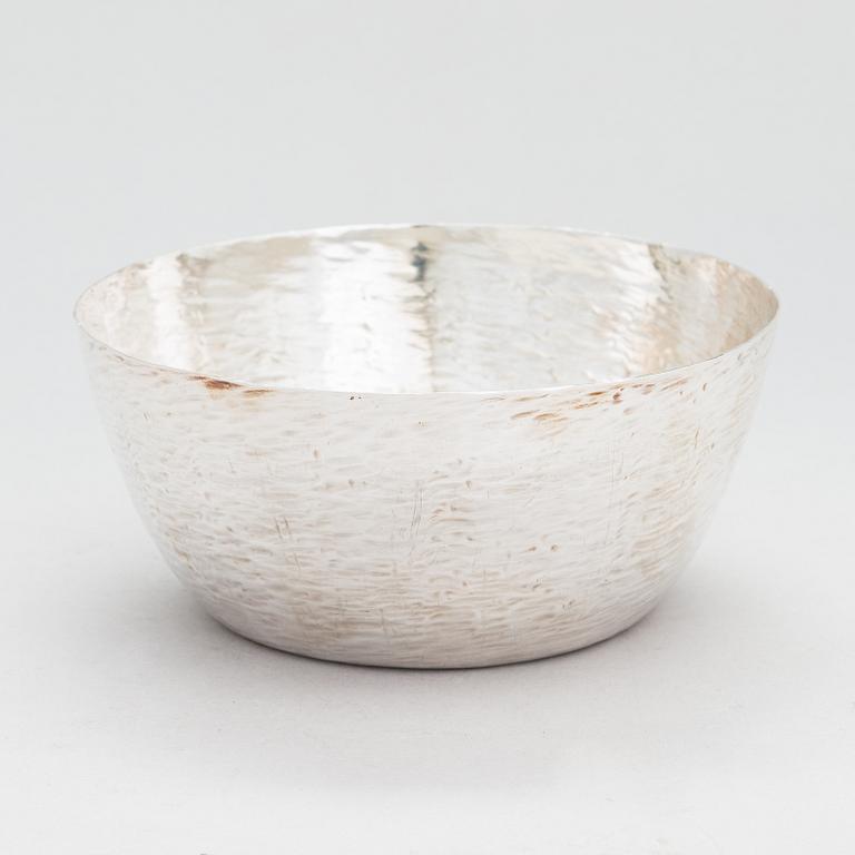 Tapio Wirkkala, skål, sterlingsilver, Kultakeskus, Tavastehus 1969.