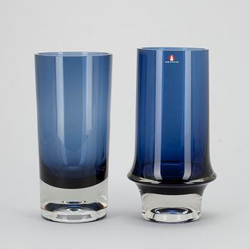 VASER, 2 st, glas, Kaj Franck, Notsjö -62 samt Tapio Wirkkala 3581 Iittala. Signerade.