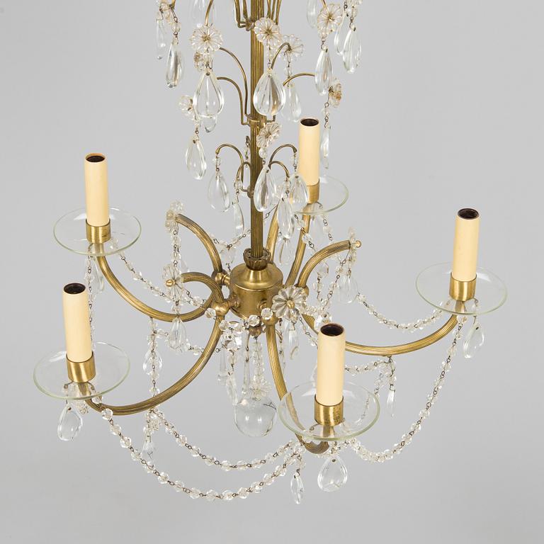 Paavo Tynell, a mid-20th century chandelier, model 1471/5 for Idman Finland.