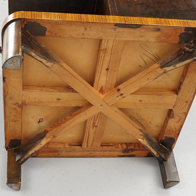 Smoking table, first half of the 20th Century.