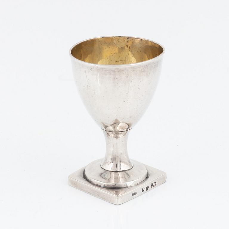 A Swedish egg cup, silver, marks of Daniel Hallman, Stockholm 1823.