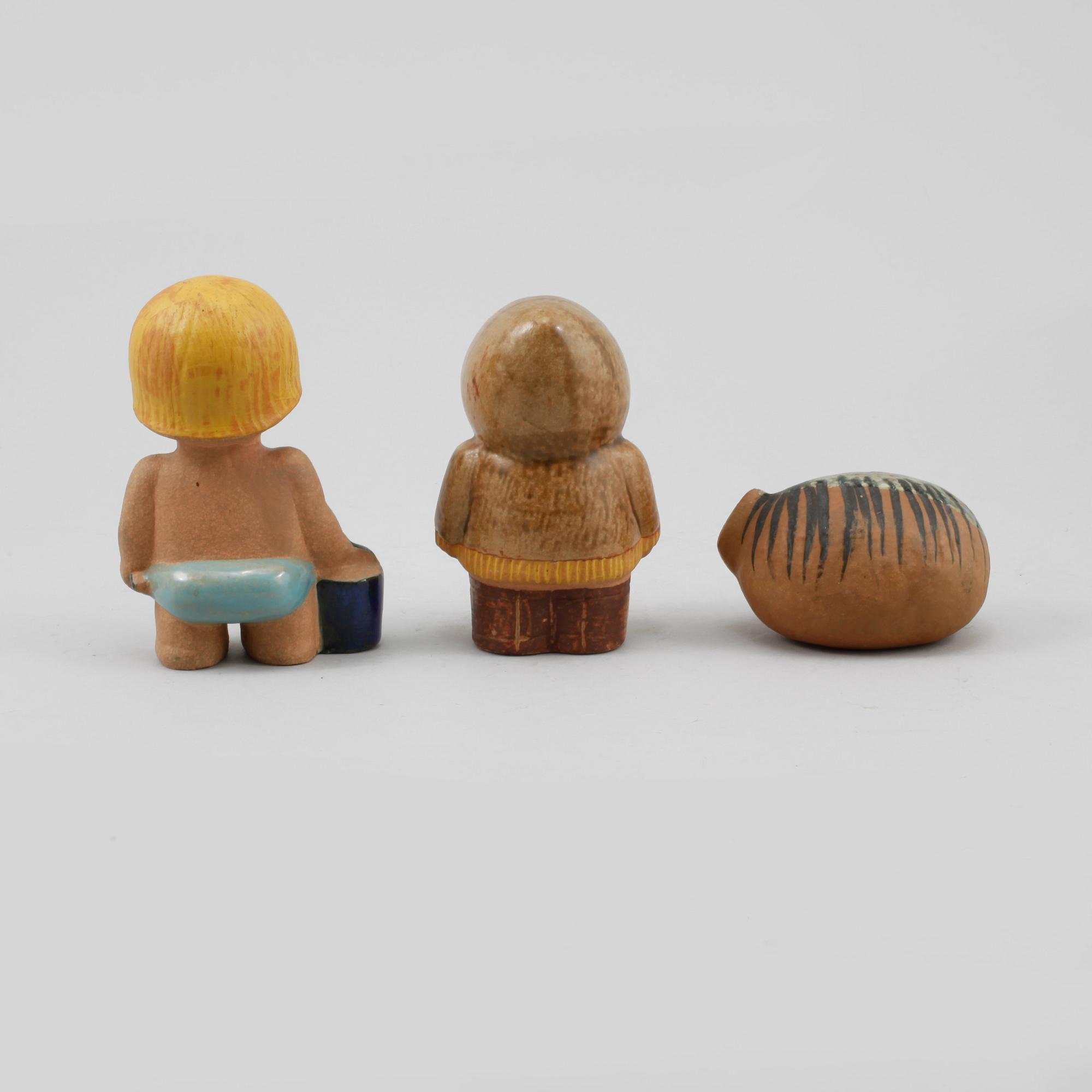 FIGURINER, 3 st, stengods, Lisa Larson, Gustavsberg, 1900-talets andra hälft.