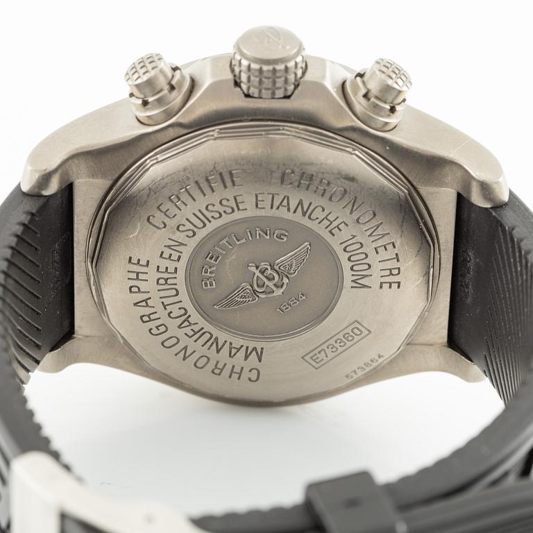 Breitling, Chrono Avenger M1, chronograph, wristwatch, 44 mm.