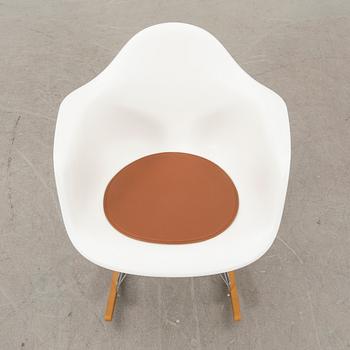 Charles och Ray Eames, gungstol, "Eames Plastic Armchair RAR", Vitra 2015.