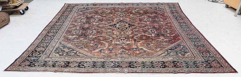 Matta, Mahal, antik, ca  380 x 270 cm.