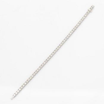 Tennis bracelet, brilliant cut diamonds, 14K white gold.