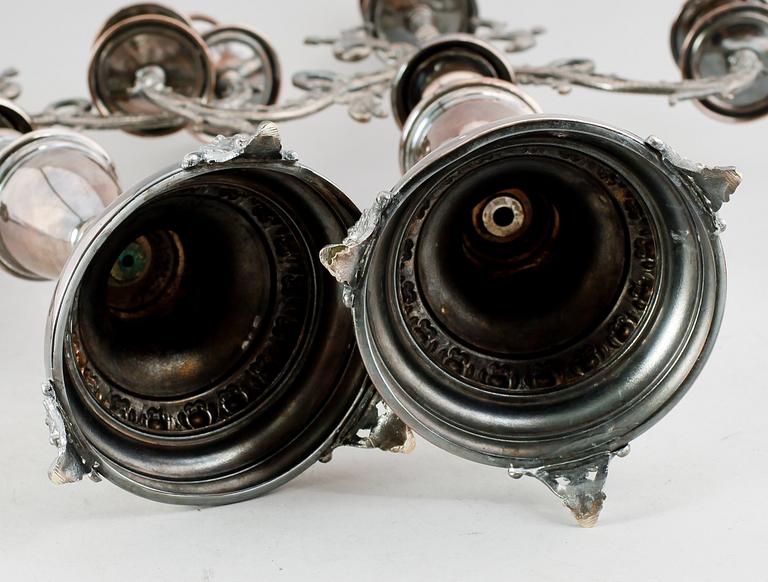 KANDELABRAR, 1 par, nysilver, tidigt 1900-tal.