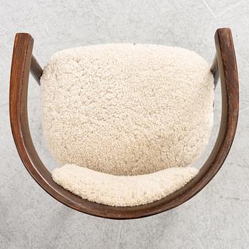 Karmstolar, ett par, 1900-talets andra hälft.