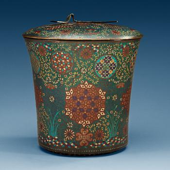 1510. KÄRL med LOCK, cloisonné. Japan, Meiji (1868-1912).