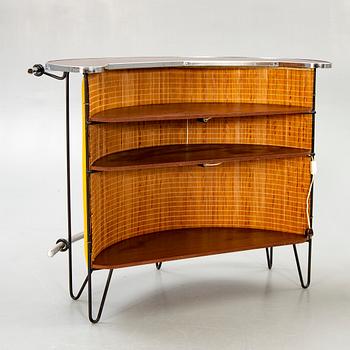 Bar counter and 4 bar stools, mid 1900s.