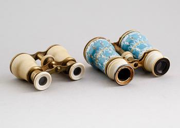 TEATERKIKARE, 2 st, 1800-talets andra hälft.