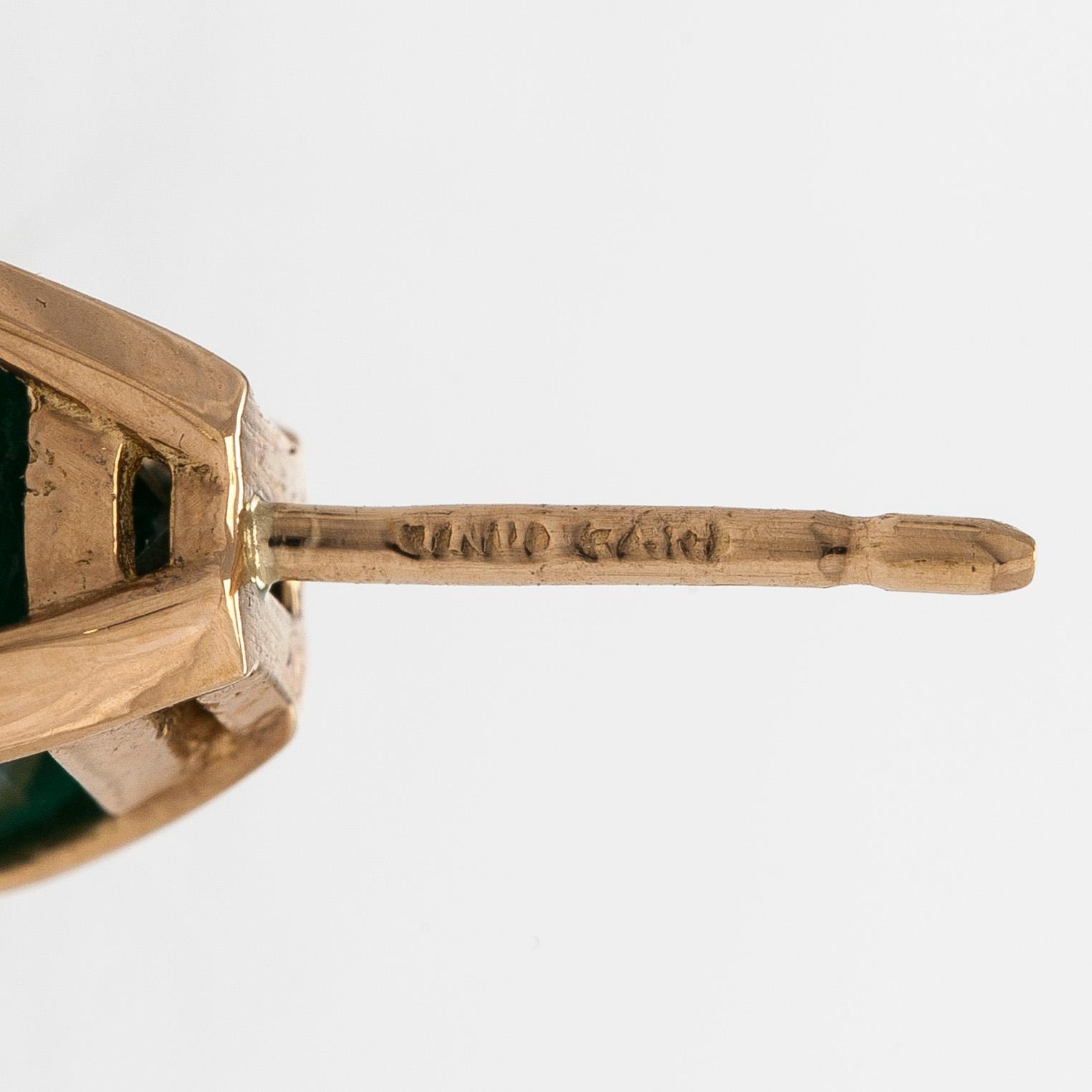 Örhängen, 18K guld med smaragder.