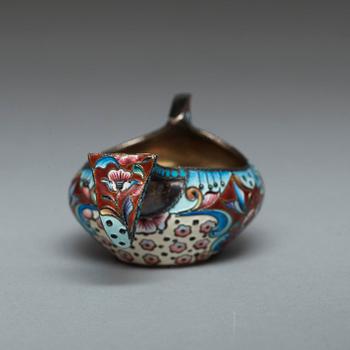 A Russian 20th century silver-gilt and enamel kovsh, unidentified makers mark, Moscow 1908-1917.