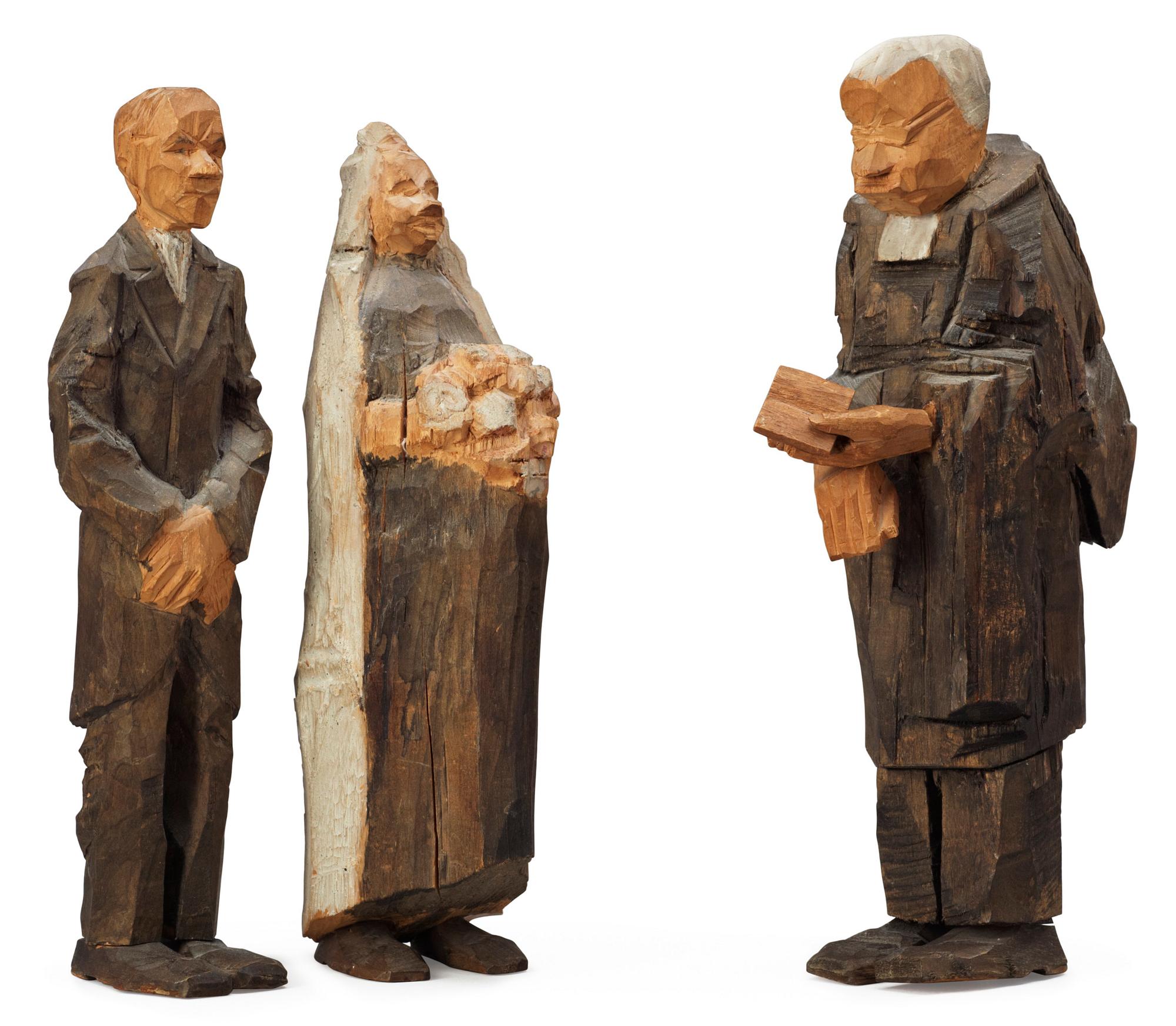 Axel Petersson Döderhultarn, Bridal couple and a priest (3).