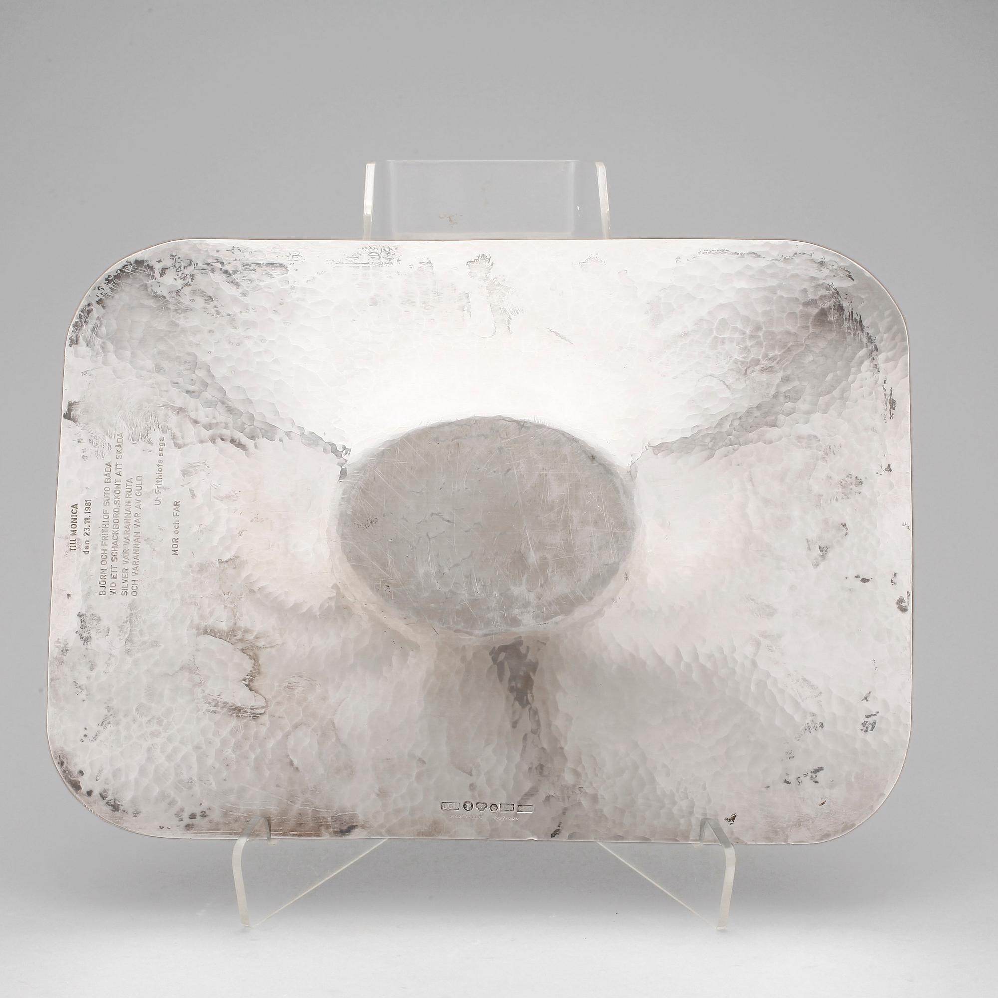 SKÅLFAT, silver, Laver-Carlsson, Guld & Silversmide AB, Stockholm, 1981. Vikt ca 6,3 kg.