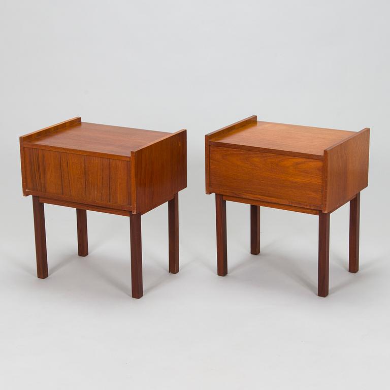 Sängbord, ett par, 1900-talets mitt.