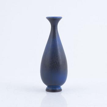 Berndt Friberg, vase, stoneware, Gustavsbergs studio 1975.