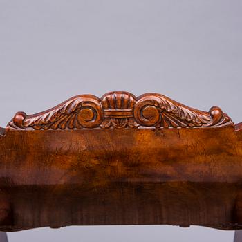 KARMSTOLAR, ett par, biedermeier, Ryssland 1820-1840.