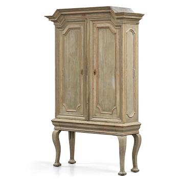 221. A Swedish late Baroque cabinet, first part 18th century.