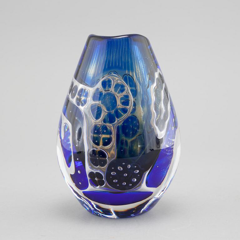 EDVIN ÖHRSTRÖM, a "Ariel" vase for Orrefors, signed and numbered.