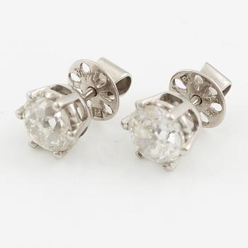 Earrings, a pair, Atelier ajour, platinum with old-cut diamonds.