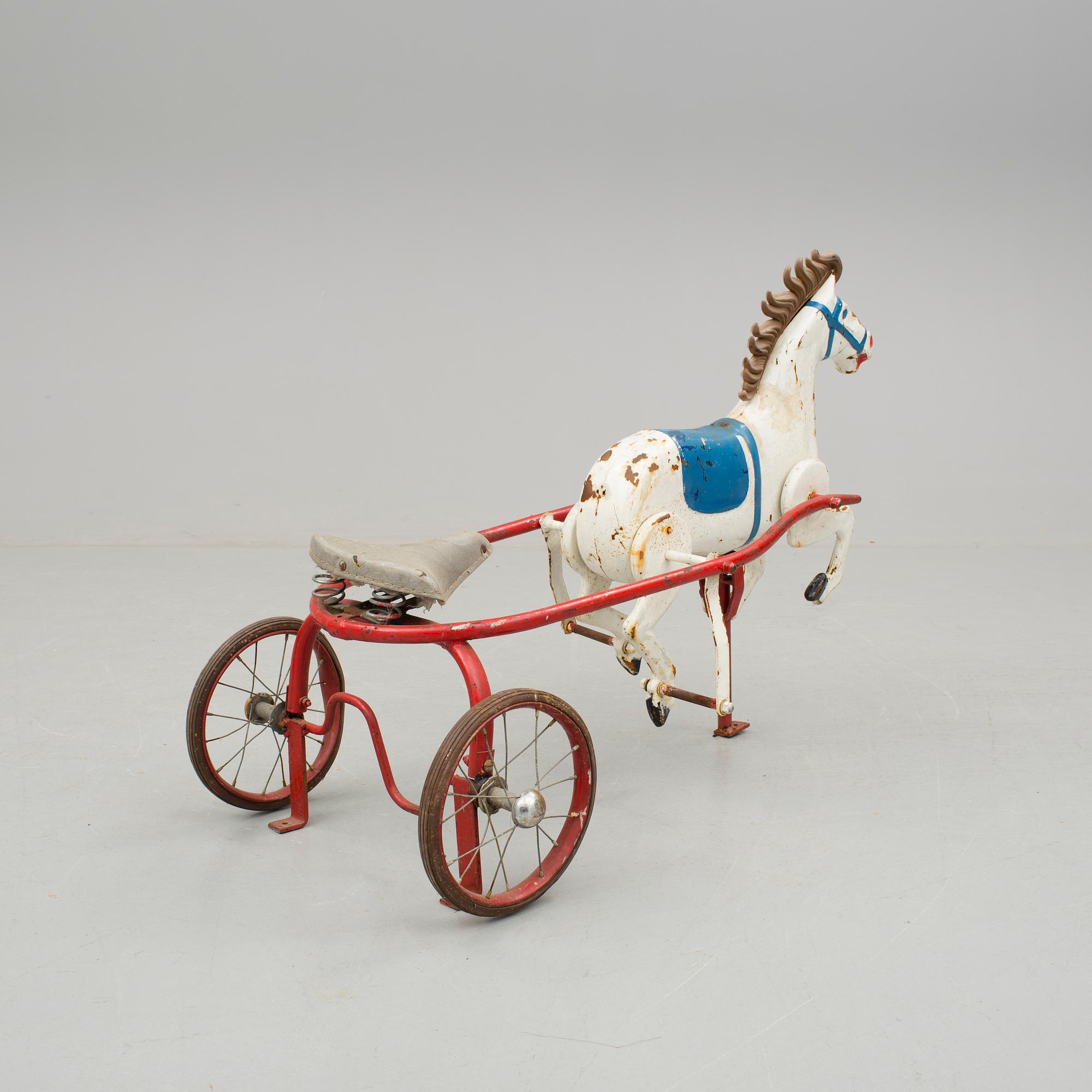 TRAMPHÄST, 1900-talets mitt.
