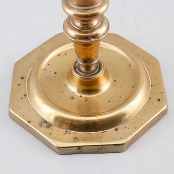 LJUSSTAKE, brons, 1700-talets början.