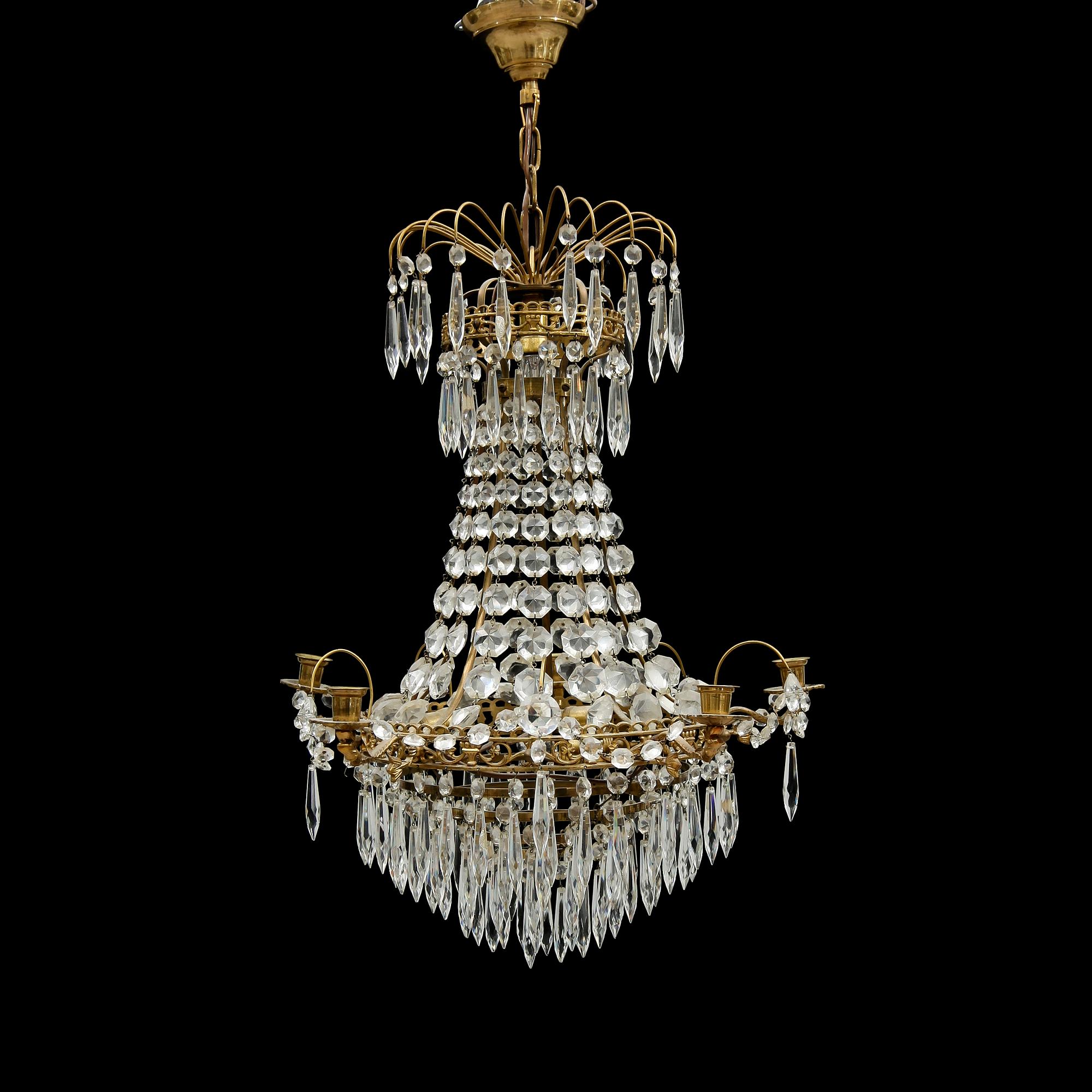 LJUSKRONA, gustaviansk stil, 1900-talets mitt, höjd 62 cm.