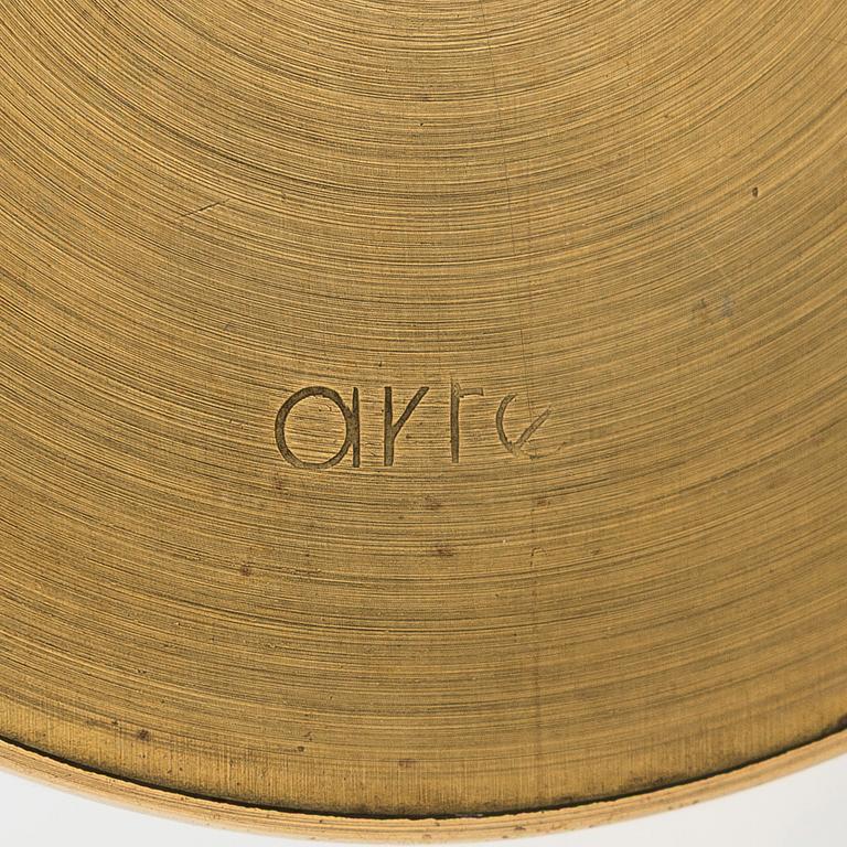 Maija Heikinheimo, A set of two brass jars manufacturer Valaistustyö for Artek, mid-20th century.