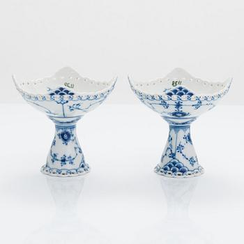 A 31-piece Royal Copenhagen 'Musselmalet' porcelain coffee set.