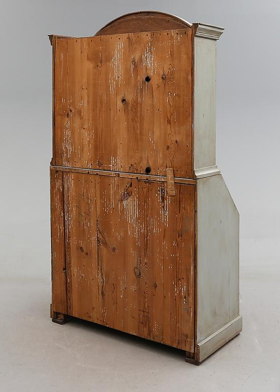 SKRIVSKÅP, 1800-talets första hälft.