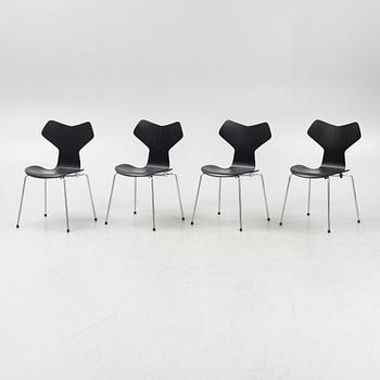 Arne Jacobsen, stolar, 4 st, "Grand Prix", Fritz Hansen, Danmark.